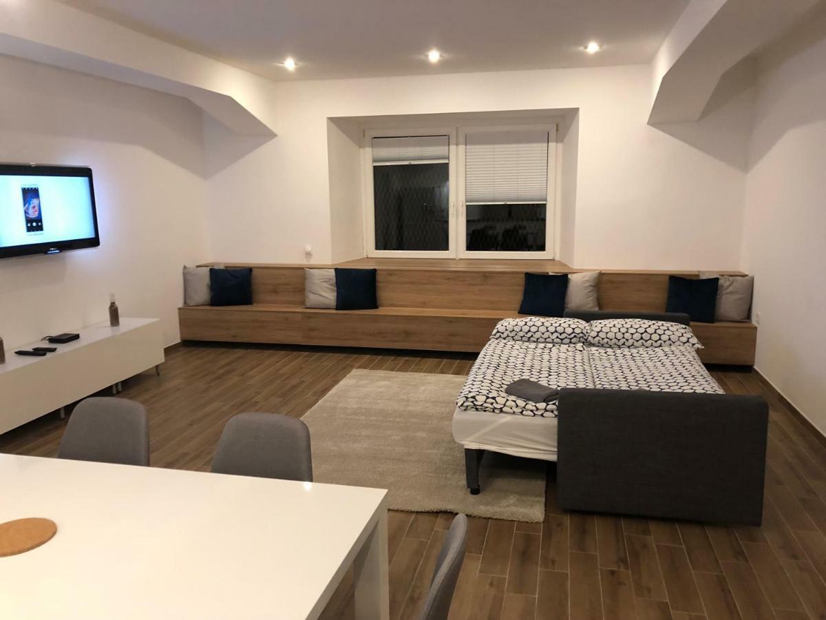 Jure Apartment In Ljubljana Ngoại thất bức ảnh